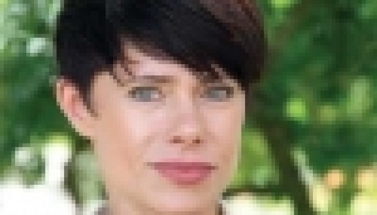 Mundurowe sacrum i profanum – wywiad z projektantką Anną Jatczak (nr 13-14/2014)