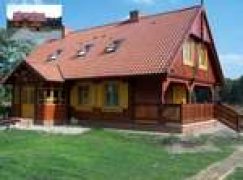 Drewniane leśniczówki