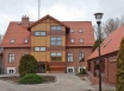 Nadleśnictwo Dąbrowa – Siedziba nowoczesna i z tradycją