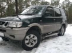 Nissan Terrano II – częsty bywalec naszych lasów
