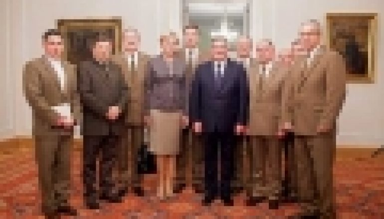 W Lasach Państwowych – Na opłatku u prezydenta